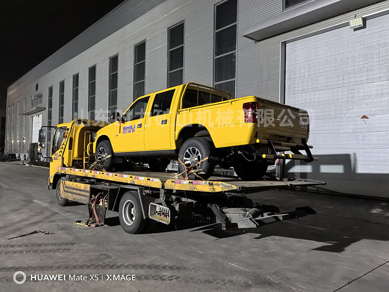 礦山運料車發往湖北