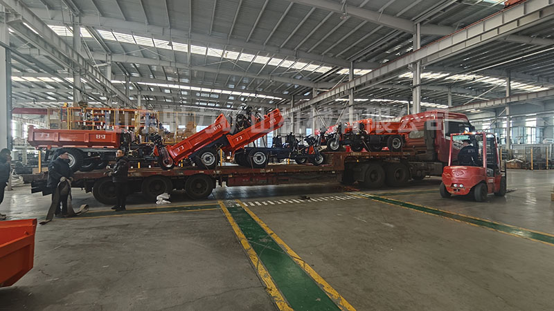 8臺柴油三輪自卸車發往朝鮮