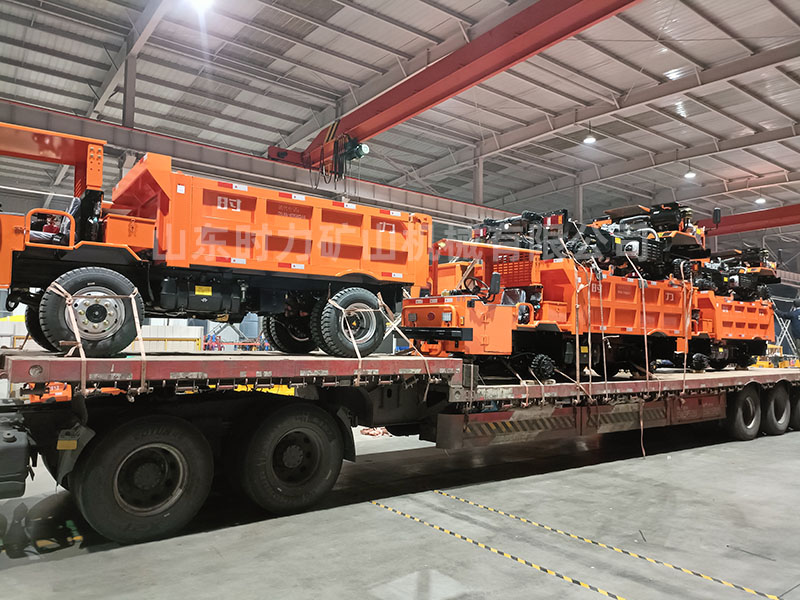 5臺8噸礦用自卸車發往陜西