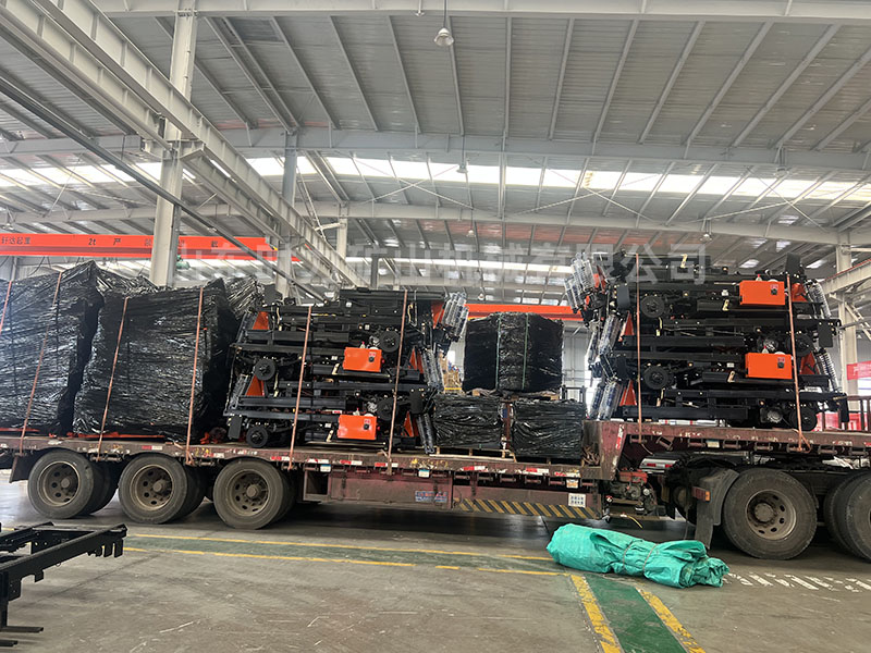 20臺柴油三輪車散裝出口